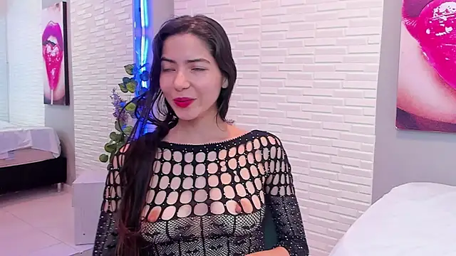 sweetieandjuicyy online show from 03/13/25, 09:26