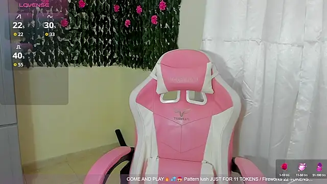 sweetieandjuicyy online show from 09/11/25, 03:56