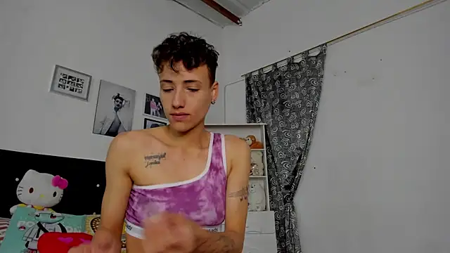 Snapshot of megan_100 chatting on 11/29/25, 06:55 megan 100 online show from 11/29/25, 06:55