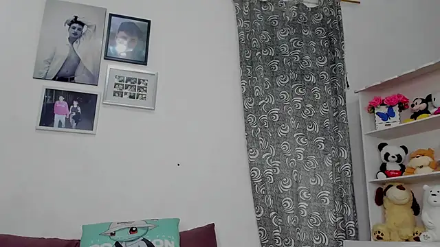 Snapshot of megan_100 chatting on 02/03/26, 05:29 megan 100 online show from 02/03/26, 05:29