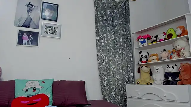 Snapshot of megan_100 chatting on 02/06/26, 04:54 megan 100 online show from 02/06/26, 04:54