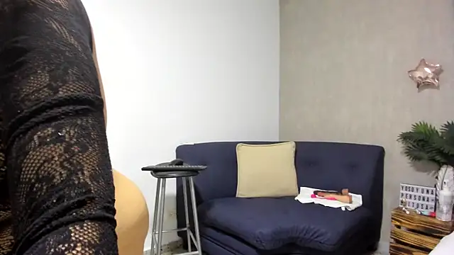 Snapshot of afrodita_martinez chatting on 03/21/26, 02:42 afrodita martinez online show from 03/21/26, 02:42