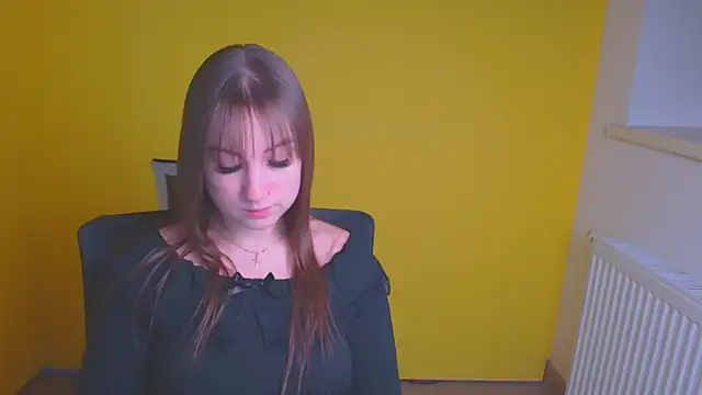 Evelina GG online show from 12/25/24, 10:17