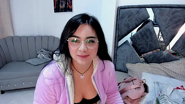 Snapshot of Dulce_amg chatting on 04/28/26, 03:11 Dulce amg online show from 04/28/26, 03:11