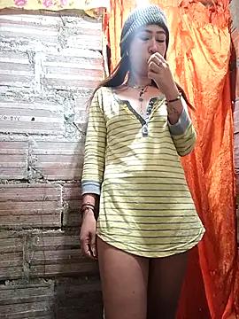 samy-blonde online show from 10/25/25, 12:56