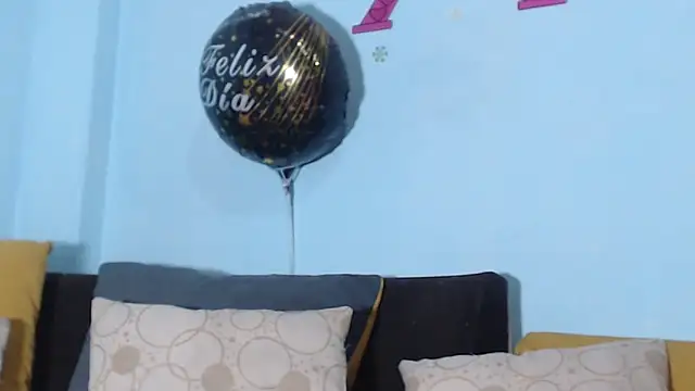 DirtyStefaniax online show from 01/08/25, 08:07