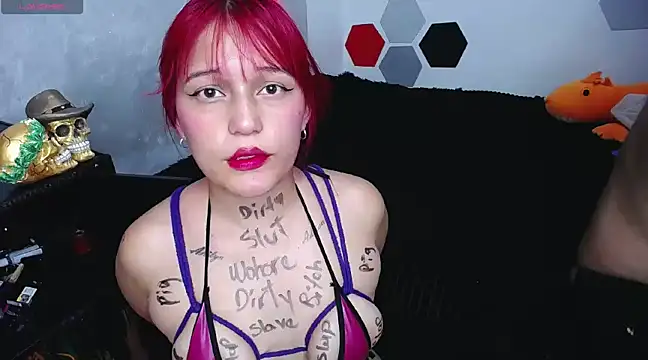 Snapshot of mysteery_katty_ chatting on 02/24/25, 09:09 mysteery katty online show from 02/24/25, 09:09