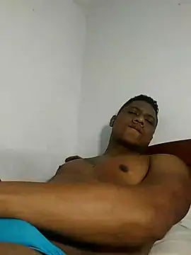 Snapshot of latinblack01 chatting on 02/27/25, 04:20 latinblack01 online show from 02/27/25, 04:20