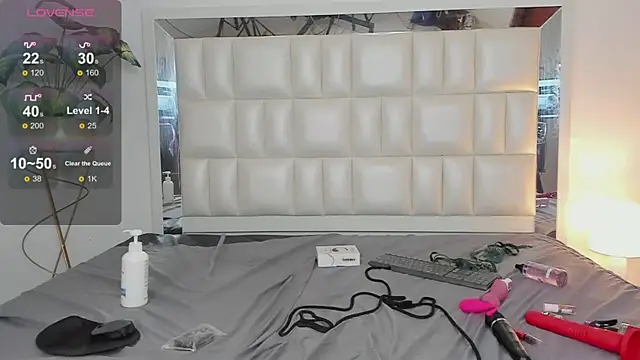 Alhana pulido online show from 12/05/24, 01:36