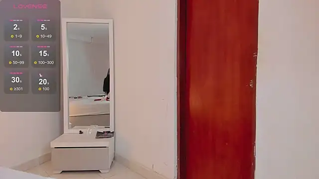 Alhana pulido online show from 12/10/24, 01:54