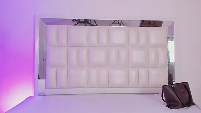 Alhana pulido online show from 01/18/25, 09:02