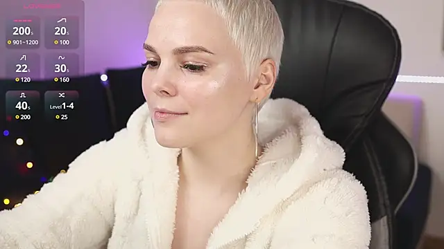 LikaBerry1 online show from 01/23/25, 10:11