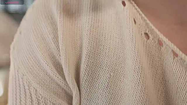 LikaBerry1 online show from 09/13/25, 12:16