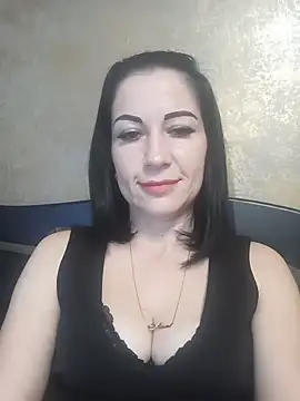 FireLily332 online show from 12/29/24, 05:44