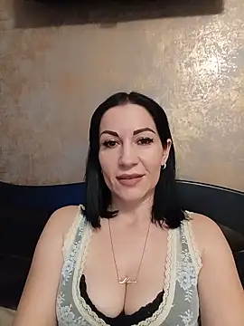 FireLily332 online show from 01/31/25, 05:21