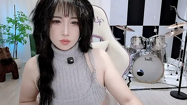 Vaness-a online show from 09/13/25, 05:57