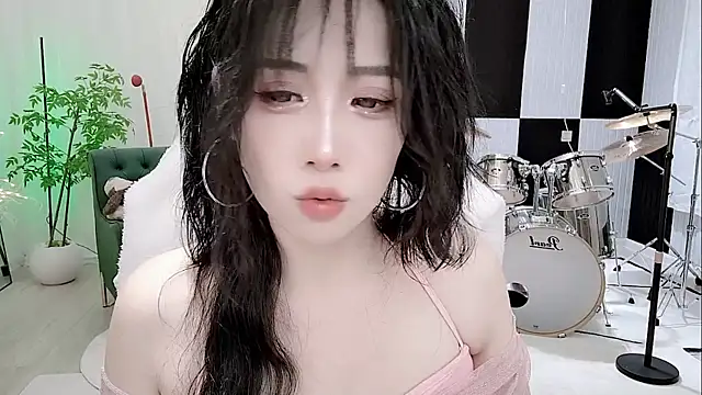 Vaness-a online show from 10/07/25, 05:21