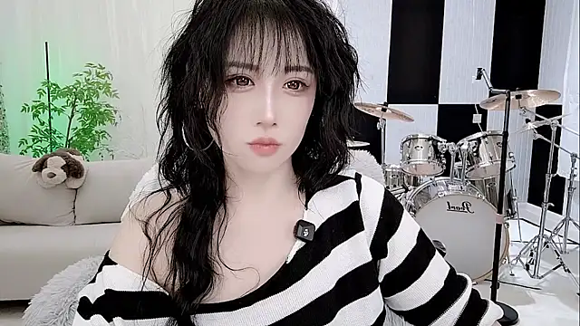 Vaness-a online show from 10/18/25, 11:16