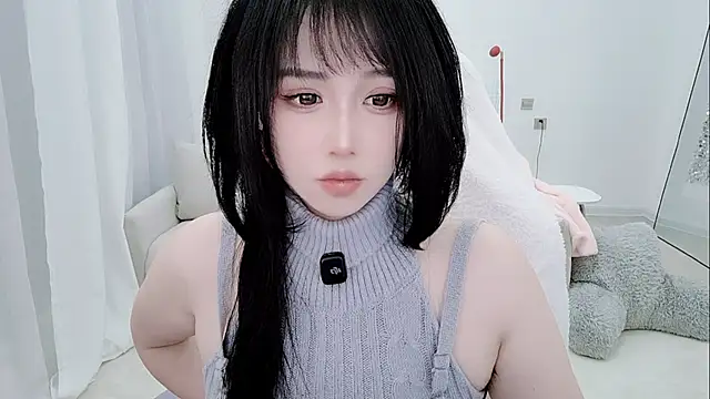 Snapshot of Vaness-a chatting on 01/13/26, 12:49 Vaness-a online show from 01/13/26, 12:49