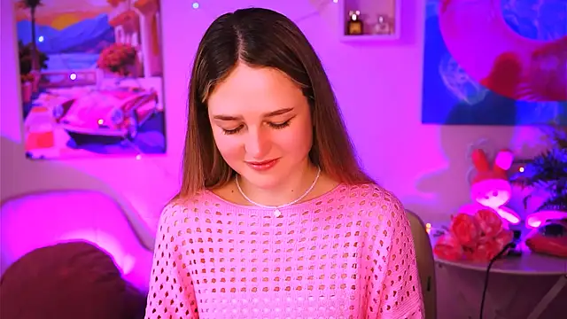 Snapshot of DeboraLarson chatting on 01/28/25, 08:14 DeboraLarson online show from 01/28/25, 08:14