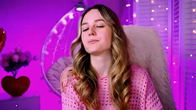 DeboraLarson online show from 02/25/25, 04:21