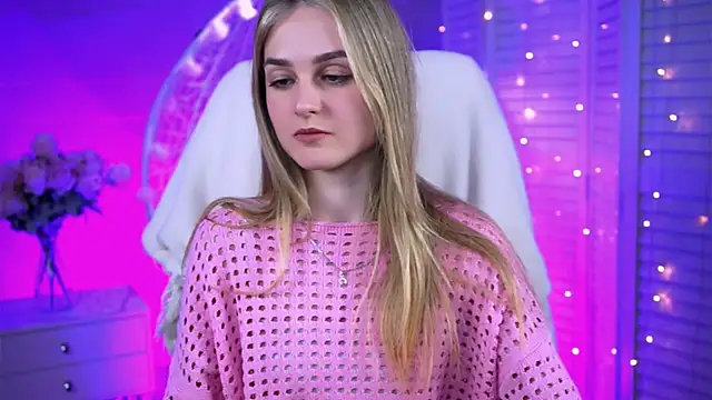 DeboraLarson online show from 03/19/25, 07:18