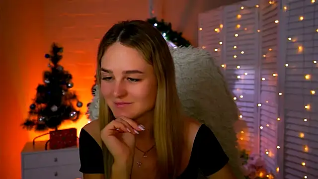 Snapshot of DeboraLarson chatting on 01/12/26, 03:45 DeboraLarson online show from 01/12/26, 03:45