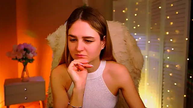 Snapshot of DeboraLarson chatting on 02/10/26, 03:32 DeboraLarson online show from 02/10/26, 03:32