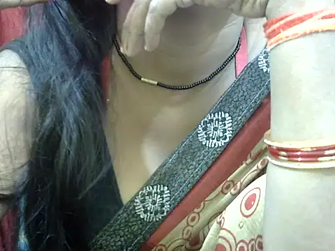 HOT-SEEMAA online show from 11/06/25, 03:13