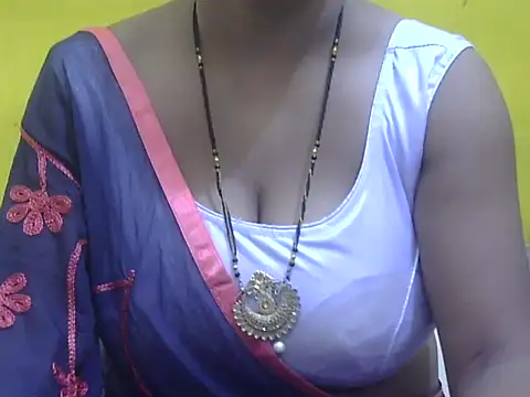 HOT-SEEMAA online show from 05/16/26, 05:34