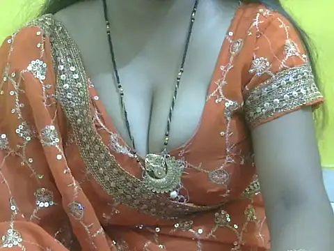 HOT-SEEMAA online show from 06/07/26, 07:56