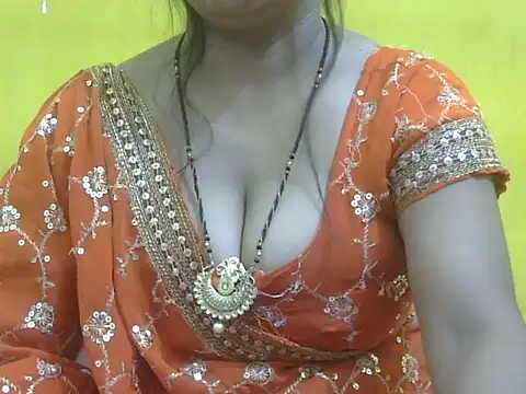 HOT-SEEMAA online show from 06/07/26, 08:12