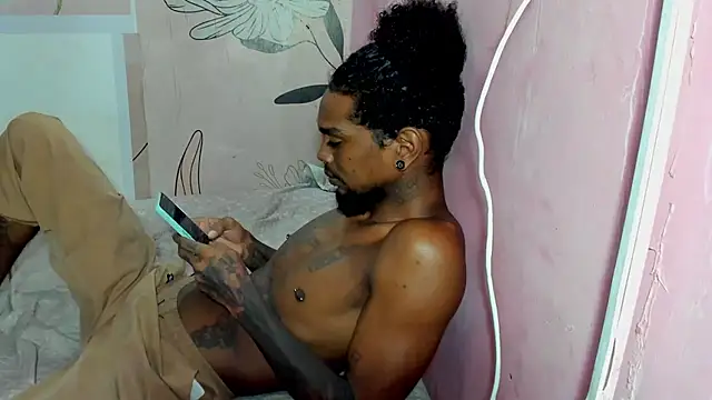 bigblackhotx1 online show from 06/22/26, 10:51