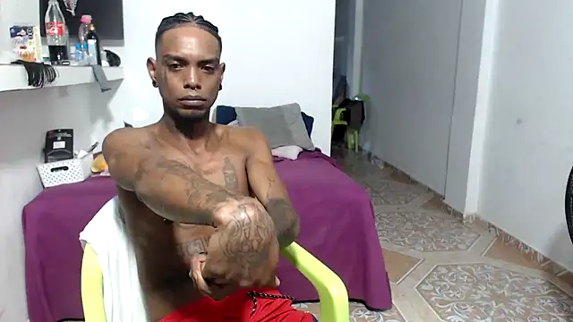 Snapshot of hot_ebanospicy chatting on 03/08/25, 10:13 hot ebanospicy online show from 03/08/25, 10:13