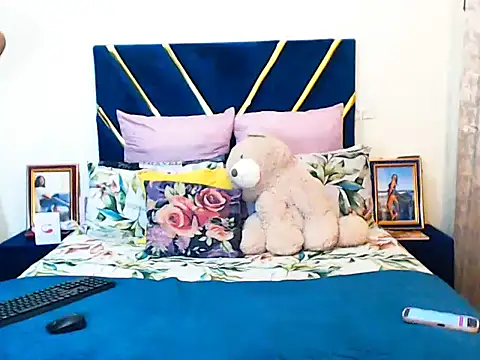 Snapshot of veronica1xxx chatting on 02/27/26, 09:15 veronica1xxx online show from 02/27/26, 09:15