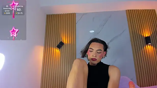 Snapshot of miss_Ari chatting on 12/11/24, 07:03 miss Ari online show from 12/11/24, 07:03