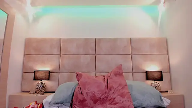 Eevee Taylor online show from 01/27/25, 12:16