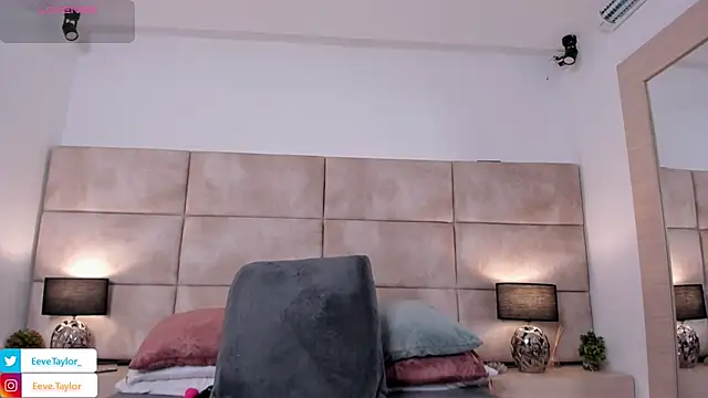Eevee Taylor online show from 05/30/26, 03:36