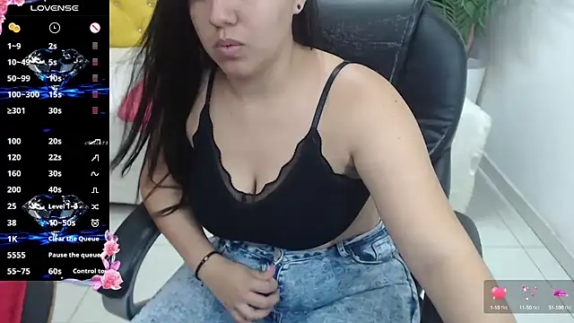 candiapole online show from 01/31/25, 01:02