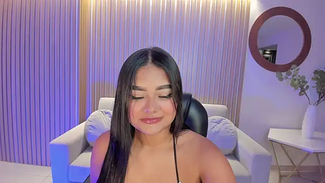 Snapshot of GabriellaLee chatting on 03/07/25, 03:29 GabriellaLee online show from 03/07/25, 03:29