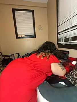 Snapshot of tillymarie34 chatting on 05/30/26, 03:47 tillymarie34 online show from 05/30/26, 03:47