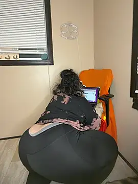 tillymarie34 online show from 07/30/26, 04:00