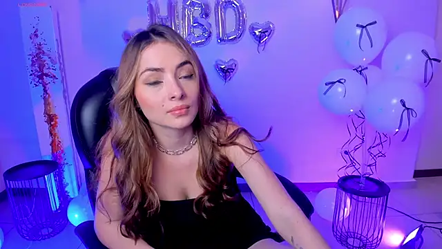 StacyWoods online show from 03/01/25, 04:22