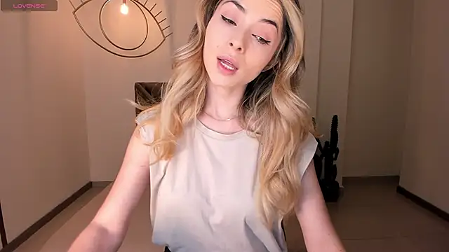 StacyWoods online show from 05/07/26, 11:37