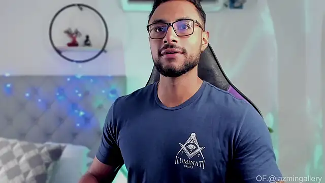 Snapshot of LiamGarcia1 chatting on 12/28/24, 12:24 LiamGarcia1 online show from 12/28/24, 12:24