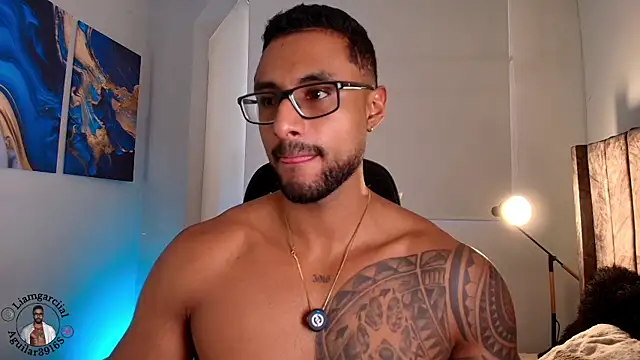 LiamGarcia1 online show from 04/26/26, 03:21