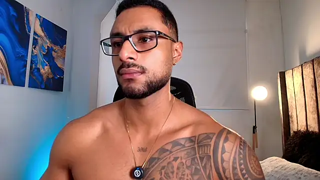 LiamGarcia1 online show from 04/29/26, 02:21