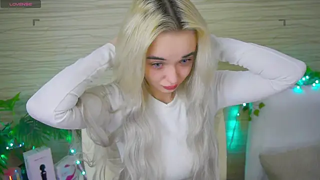 Ashley S online show from 02/22/25, 11:13