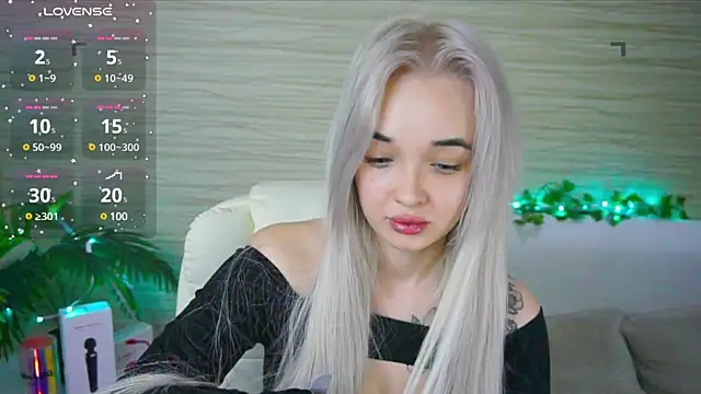 Ashley S online show from 03/15/25, 02:24