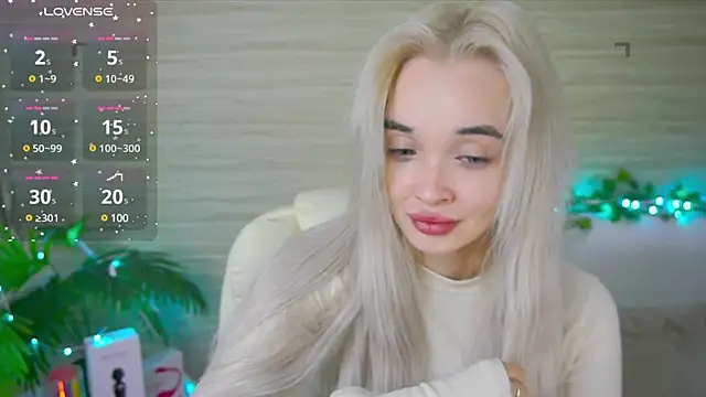 Ashley S online show from 03/18/25, 11:09